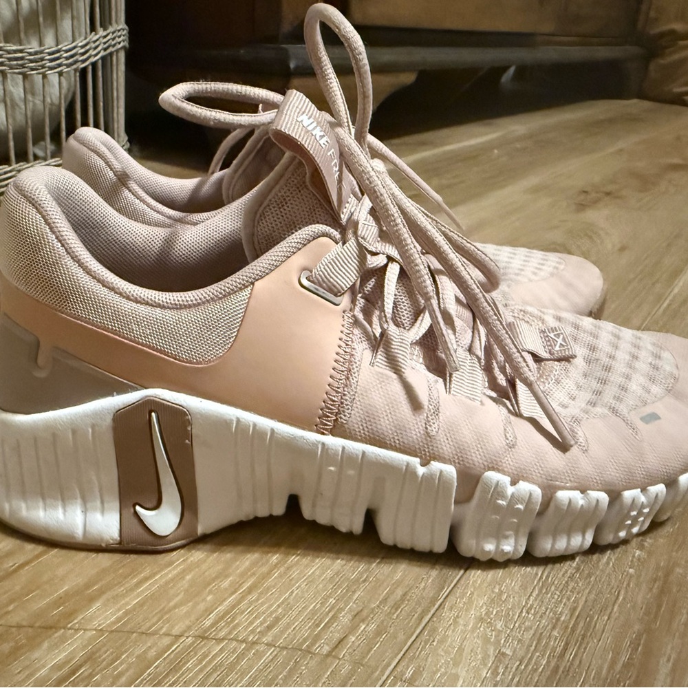 Nike Women's Blush Pink Sneakers